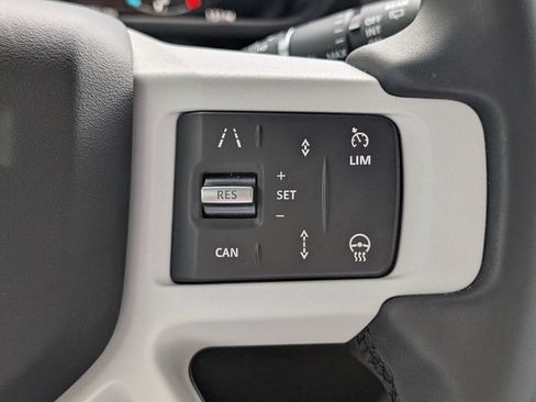 Used 2025 Land Rover Defender 110 S AWD/4WD image 31