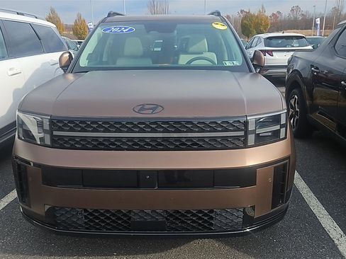 Used 2024 Hyundai Santa Fe Calligraphy image 2