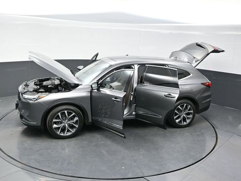 Used 2023 Acura MDX SH-AWD w/ Technology Package image 41