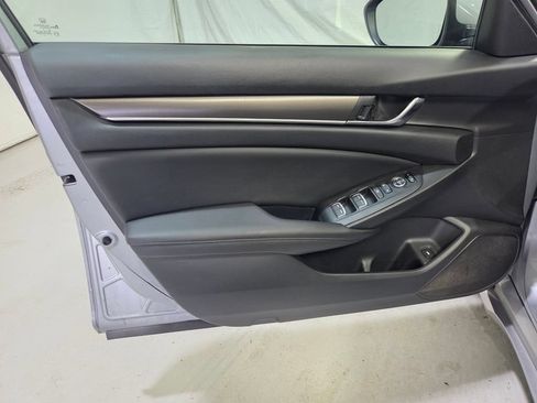 Used 2019 Honda Accord LX image 15
