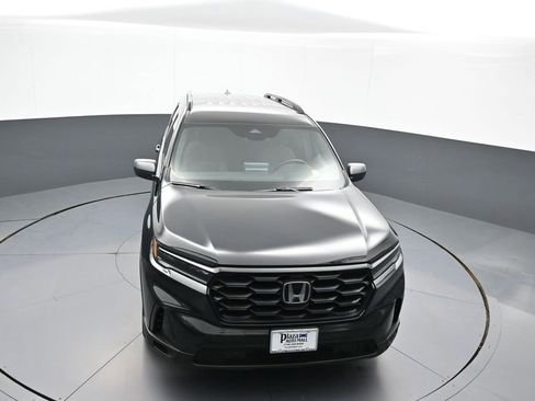 Used 2023 Honda Pilot Sport image 35