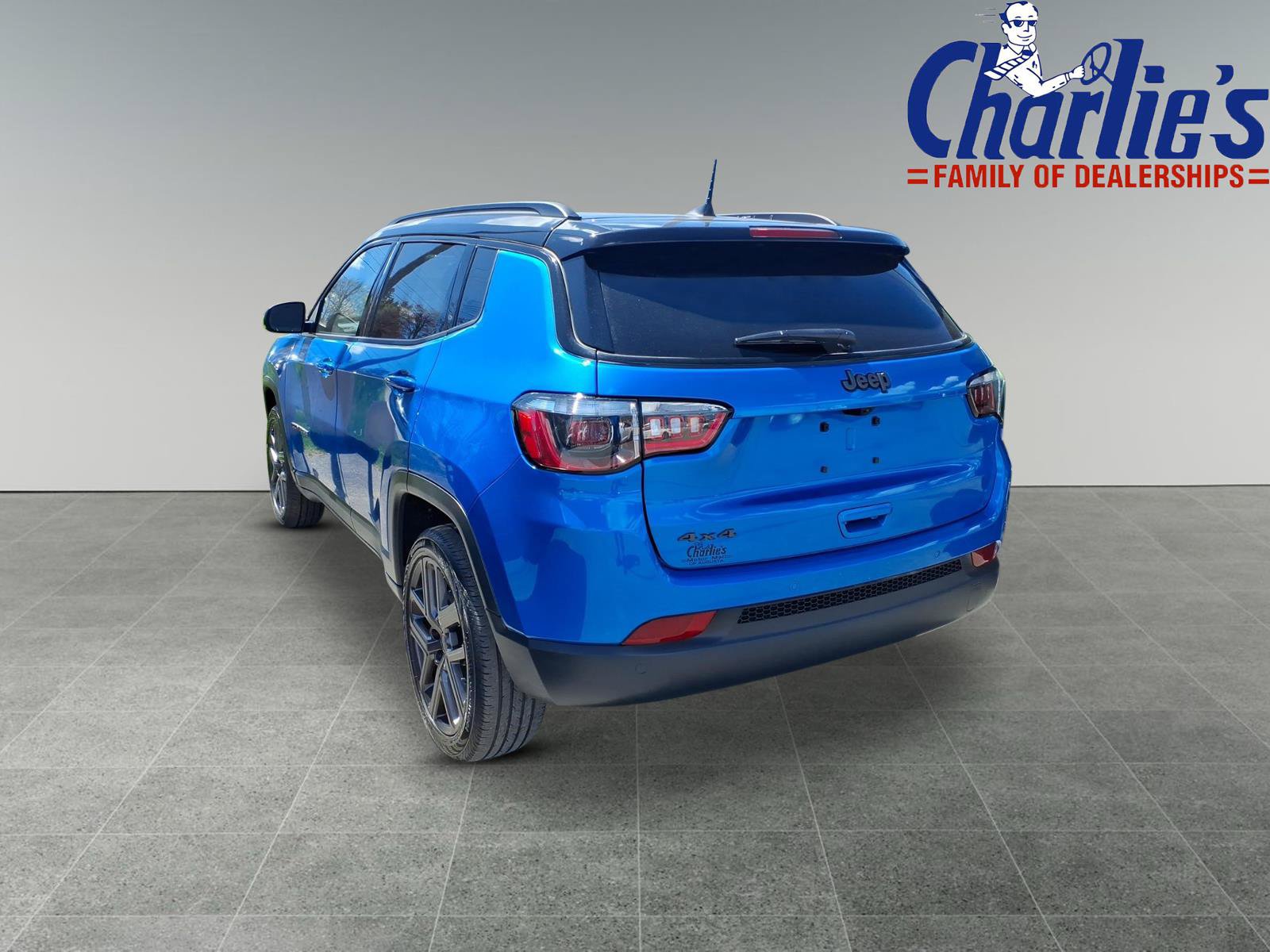 Used 2026 Jeep Compass Limited AWD/4WD image 5