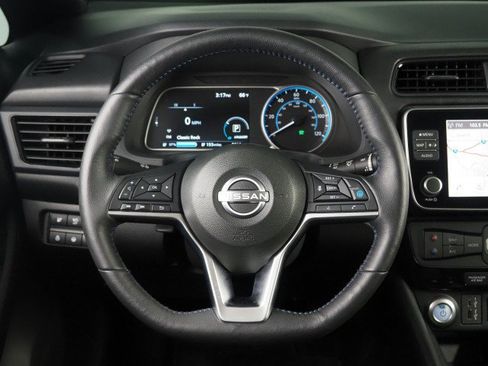 Used 2024 Nissan Leaf SV Plus image 16