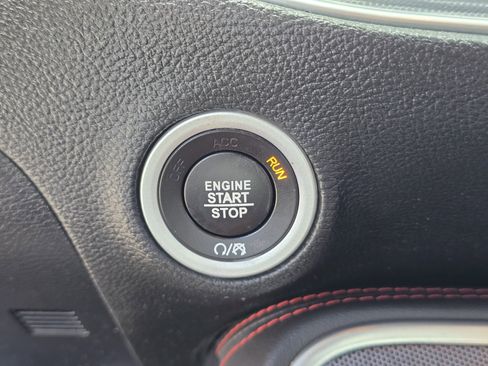 Used 2017 Dodge Challenger R/T Plus image 21