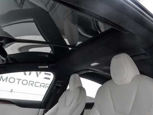 Used 2022 Tesla Model X AWD/4WD image 5