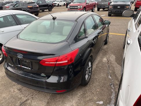 Used 2015 Ford Focus SE image 14