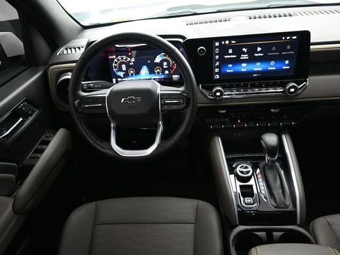 Used 2024 Chevrolet Colorado ZR2 w/ ZR2 Bison Edition image 28