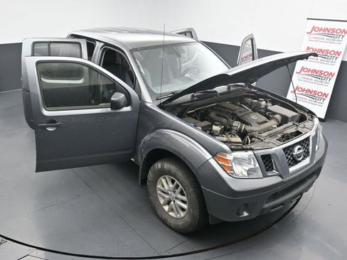 Used 2019 Nissan Frontier SV image 25
