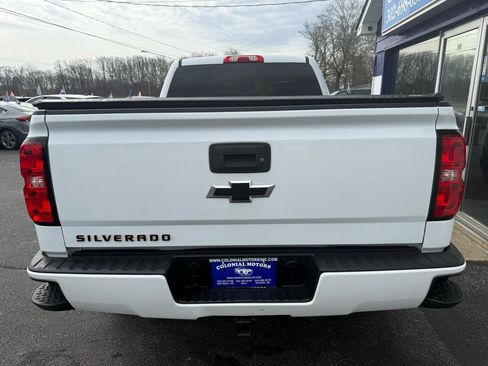 Used 2017 Chevrolet Silverado 1500 LT w/ Redline Edition image 9