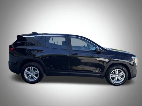 Used 2024 GMC Terrain SLE AWD/4WD image 7