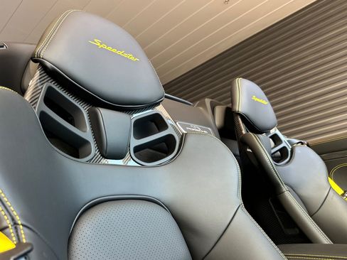 Certified 2019 Porsche 911 Speedster image 18