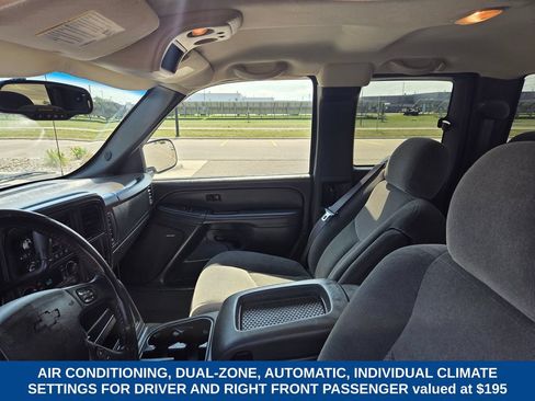 Used 2005 Chevrolet Silverado 1500 LS w/ Safe And Sound Package RWD image 11