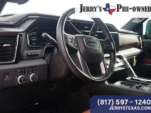 Used 2024 GMC Sierra 2500 Denali Ultimate image 20