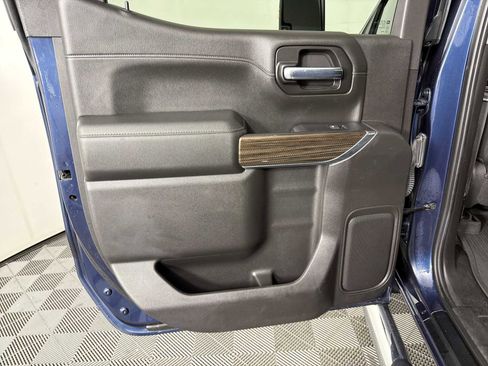 Used 2020 Chevrolet Silverado 1500 RST w/ All-Star Edition image 17