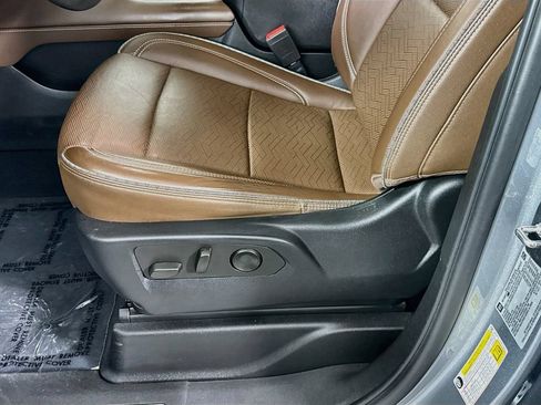 Used 2023 Chevrolet Tahoe High Country AWD/4WD image 24