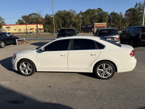 Used 2014 Volkswagen Passat 1.8T SE image 8