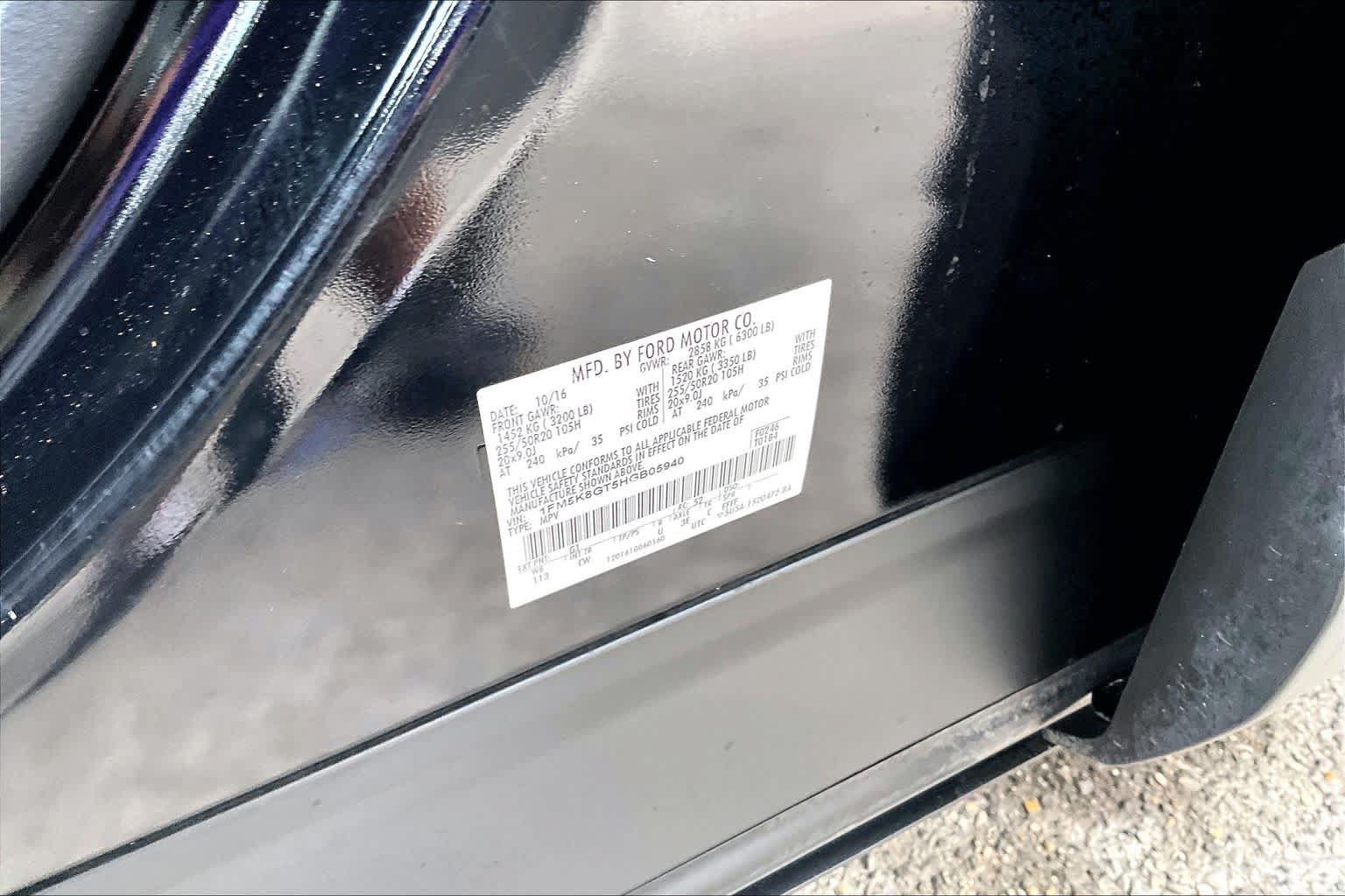 Used 2017 Ford Explorer Sport w/ Equipment Group 401A AWD/4WD image 34