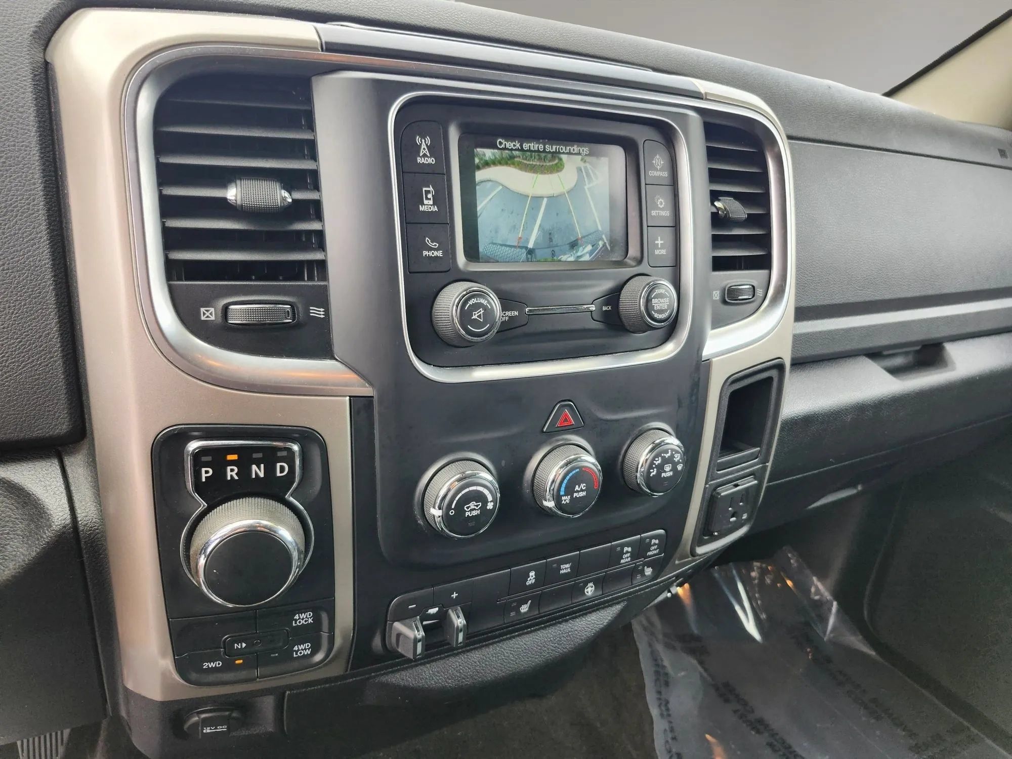 Used 2015 RAM 1500 Outdoorsman AWD/4WD image 18