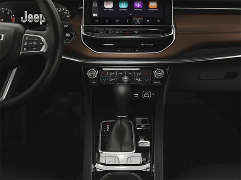 New 2025 Jeep Compass Limited image 27