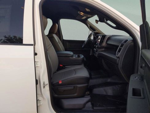 New 2026 RAM 5500 Tradesman w/ Chrome Appearance Group image 30