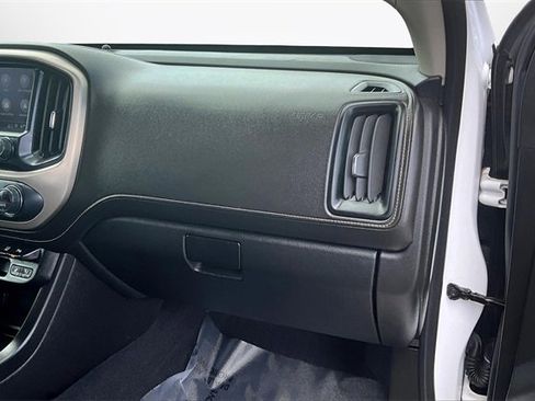 Used 2022 GMC Canyon Denali image 15