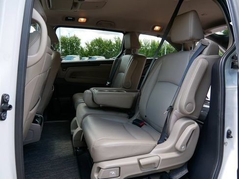 Used 2024 Honda Odyssey Touring image 11
