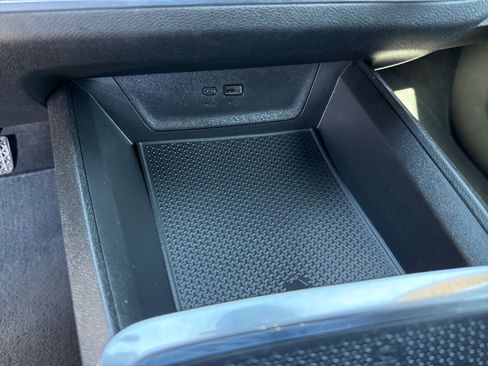 Used 2025 Chevrolet Equinox LT w/ Convenience Package II image 22