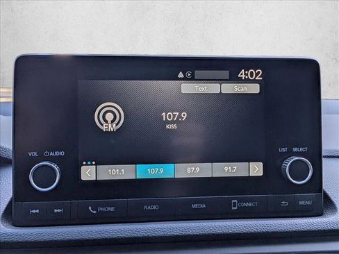 Used 2025 Acura Integra image 13