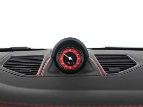 Used 2024 Porsche 911 GT3 RWD image 40