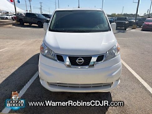 Used 2020 Nissan NV200 SV image 2
