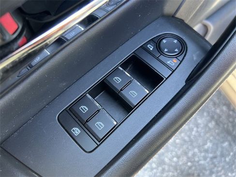 Used 2024 MAZDA CX-90 3.3 Turbo w/ Preferred Plus image 13