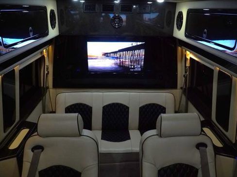 Used 2016 Mercedes-Benz Sprinter 2500 image 27