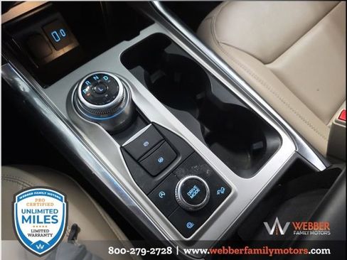 Used 2023 Ford Explorer XLT w/ Equipment Group 202A AWD/4WD image 20