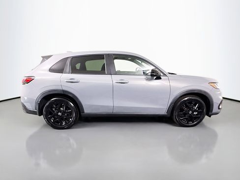 Used 2023 Honda HR-V Sport image 11