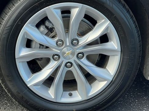 Used 2023 Chevrolet Malibu LT FWD image 5