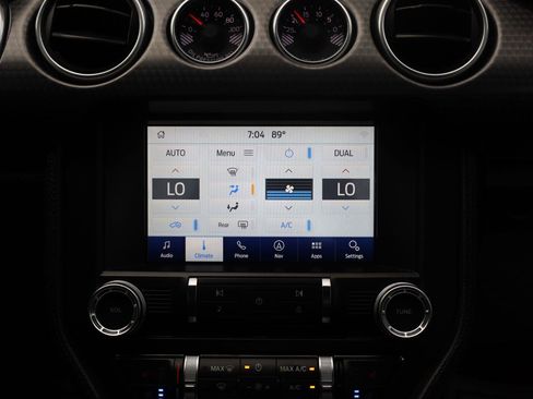 Used 2018 Ford Mustang GT Premium w/ GT Performance Package RWD image 31
