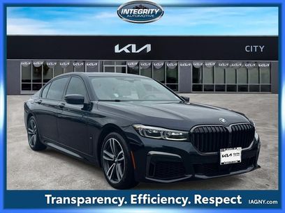 Used 2022 BMW 740i xDrive w/ M Sport Package