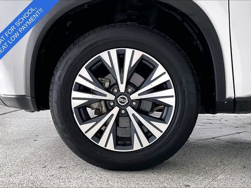 Used 2021 Nissan Rogue SV FWD image 10