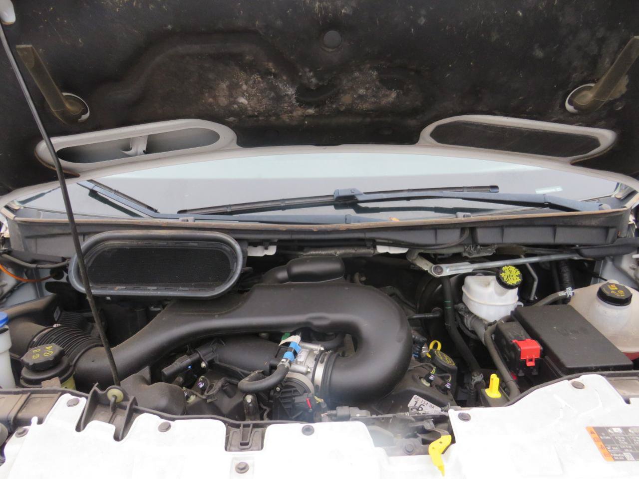 Used 2019 Ford Transit 250 148 Low Roof RWD image 40