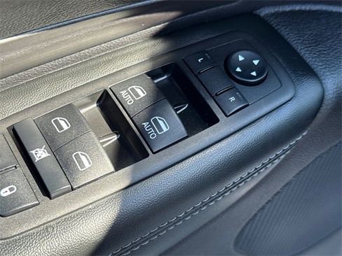 Used 2023 Dodge Durango SXT Launch Edition image 20