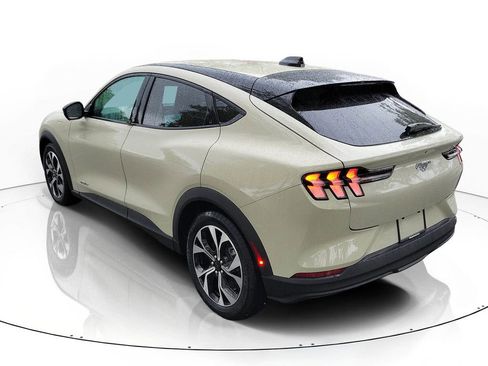 Used 2025 Ford Mustang Mach-E Select image 3