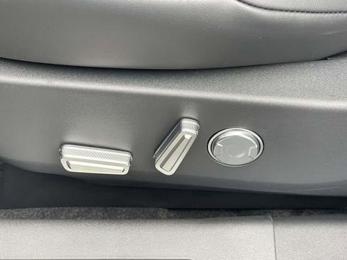 New 2026 Lincoln Nautilus Reserve w/ Jet Appearance Package AWD/4WD image 14