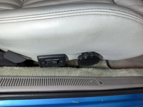 Used 1991 Ford Mustang LX RWD image 59