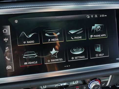 New 2025 Audi Q3 2.0T Premium Plus image 11