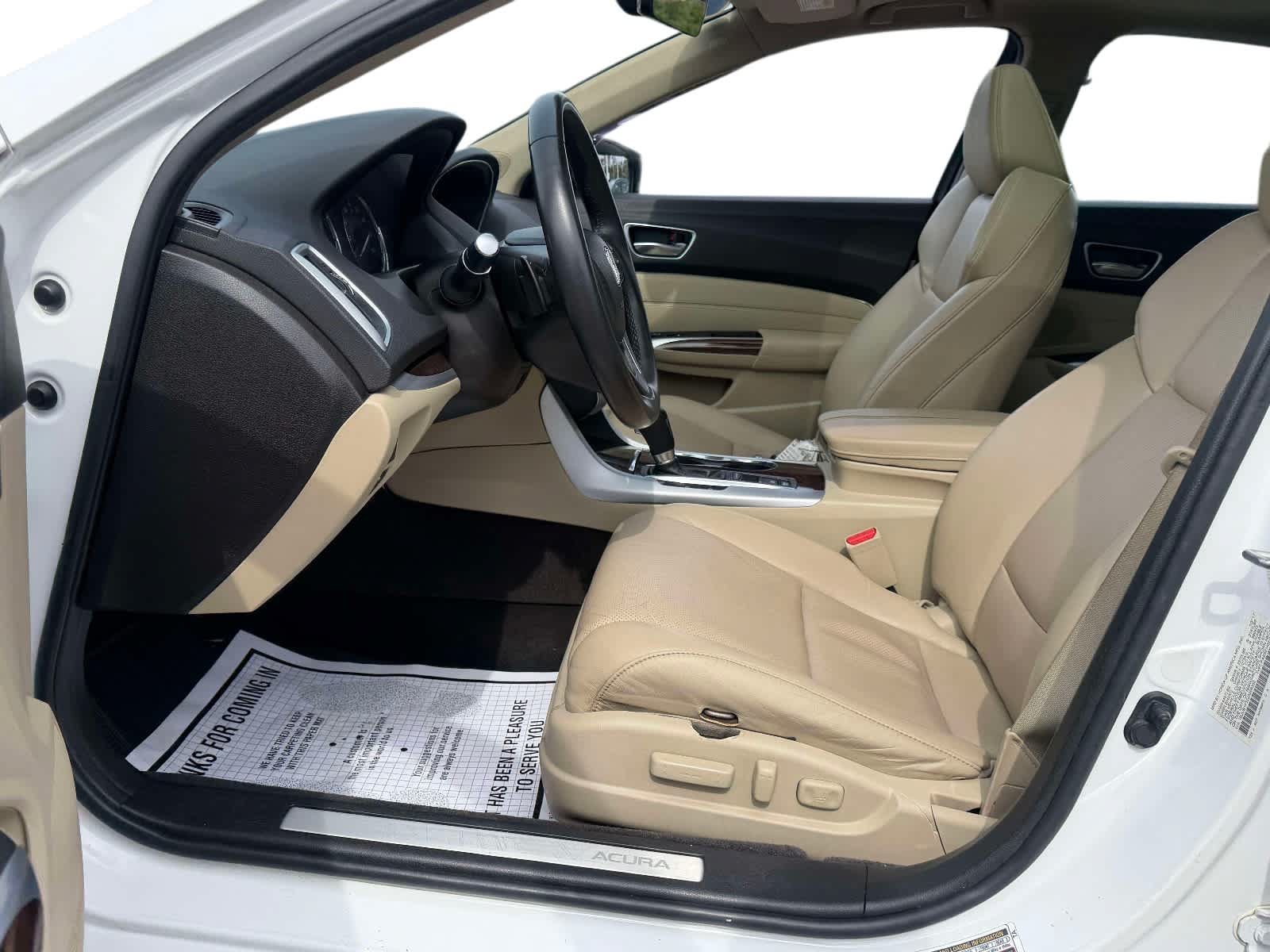 Used 2018 Acura TLX w/ Technology Package FWD image 10