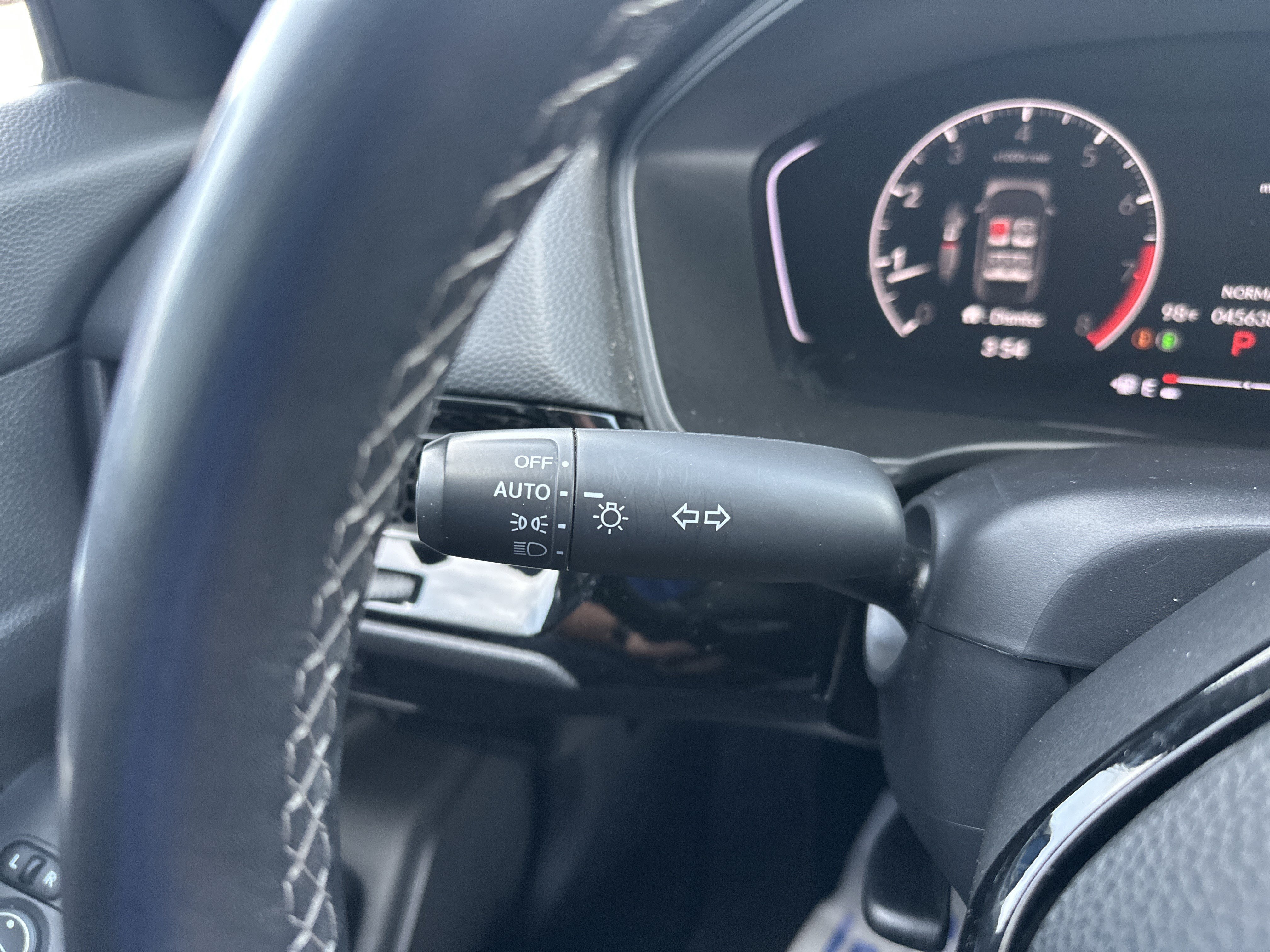 Certified 2025 Honda Civic Sport image 24