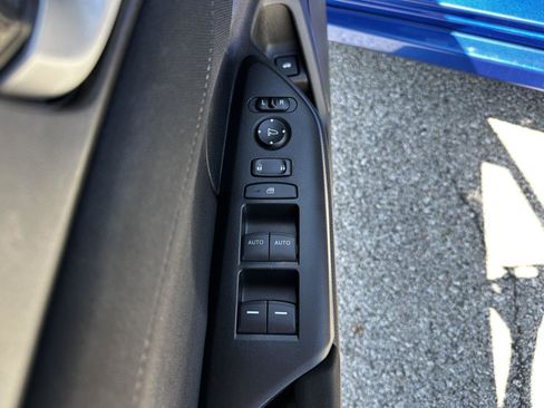 Used 2021 Honda Civic EX image 9