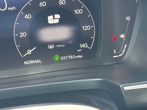 Used 2023 Honda Pilot Elite image 18