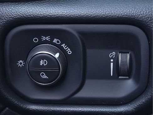New 2026 RAM 2500 Warlock AWD/4WD image 17