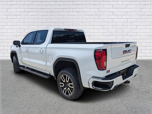 Used 2020 GMC Sierra 1500 AT4 w/ AT4 Premium Package image 3